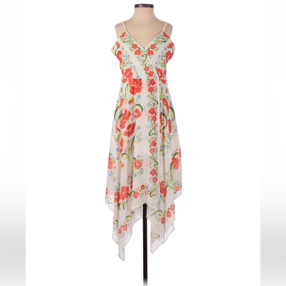 Flirty summer dress!! Size small.